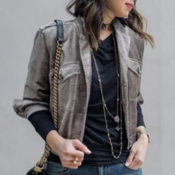 Size XS: CAbi Sunday Topper Jacket Style 3377 - Picture 3 of 4